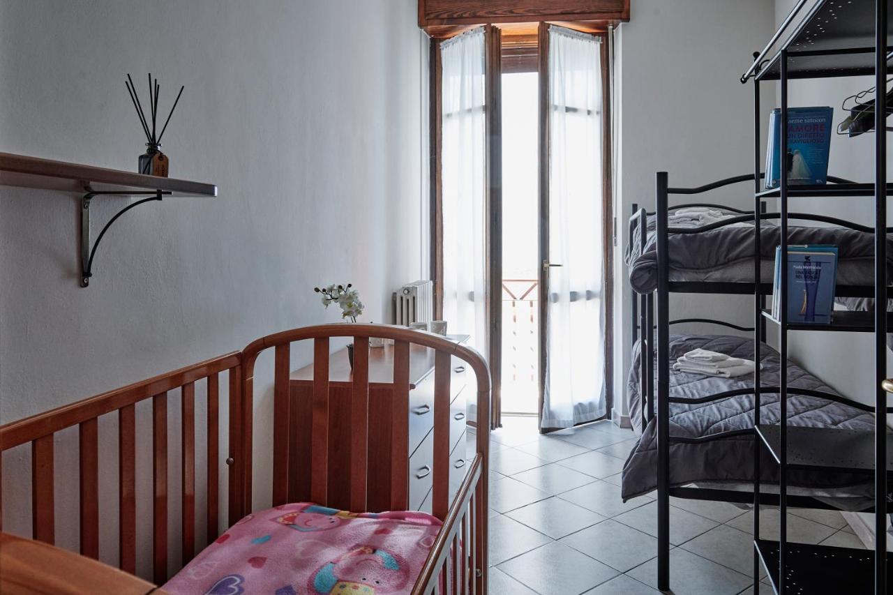 Terrazza Di Alfieri - Alloggio Con Terrazza Privata Nel Centro Di Asti Exteriör bild